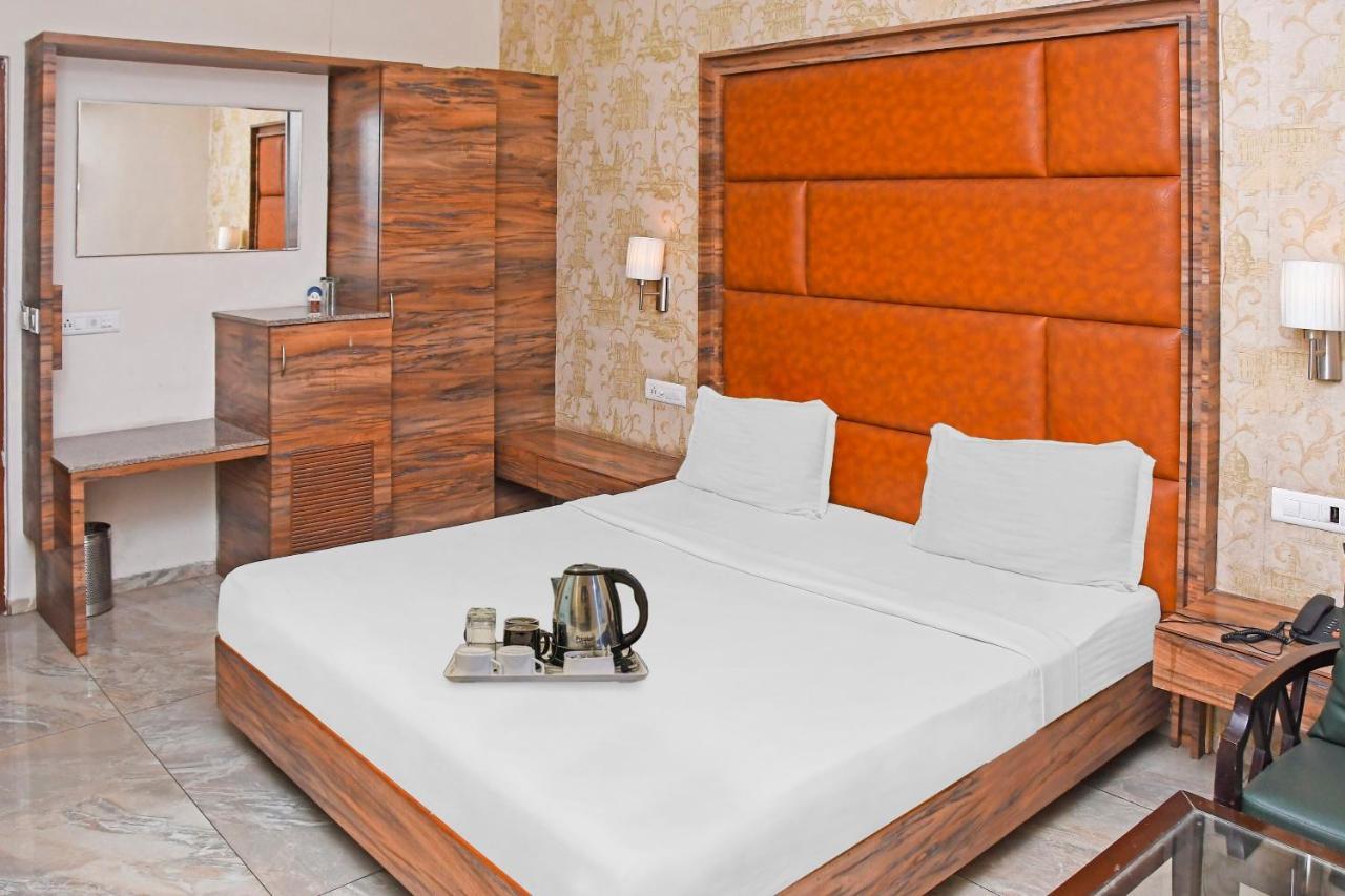 Townhouse 900 Hotel Surya Palace Bhilai Εξωτερικό φωτογραφία