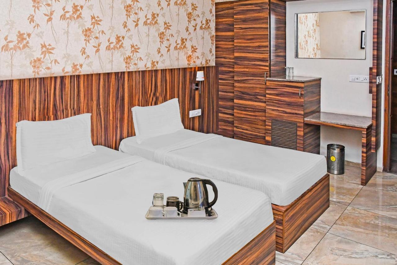 Townhouse 900 Hotel Surya Palace Bhilai Εξωτερικό φωτογραφία
